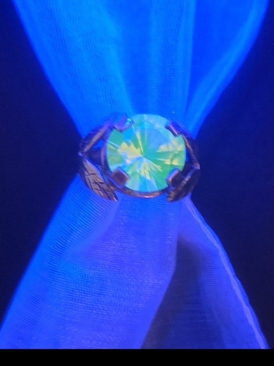 Taxco Jewelry - Vintage Uranium Vaseline Glass Ring